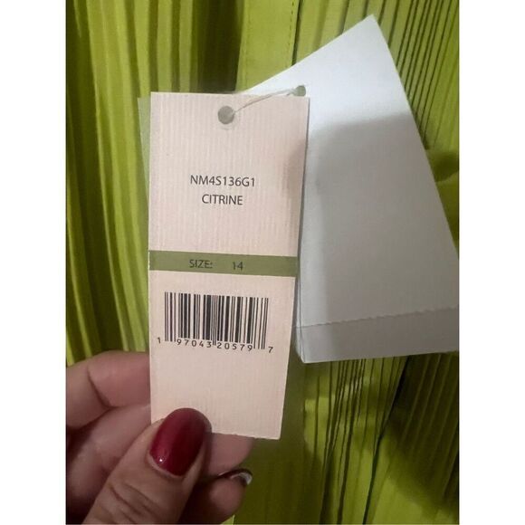 Nanette Lepore Women’s Size 14 Long Sleeve Pleated Button Up Dress Green - Picture 8 of 16